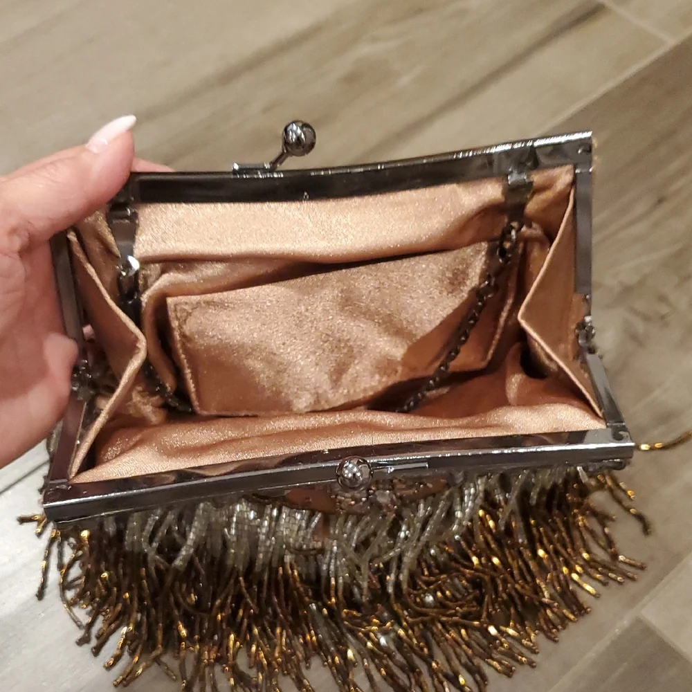 Beaded Floral Clutch with Fringe - Picture 3 of 5